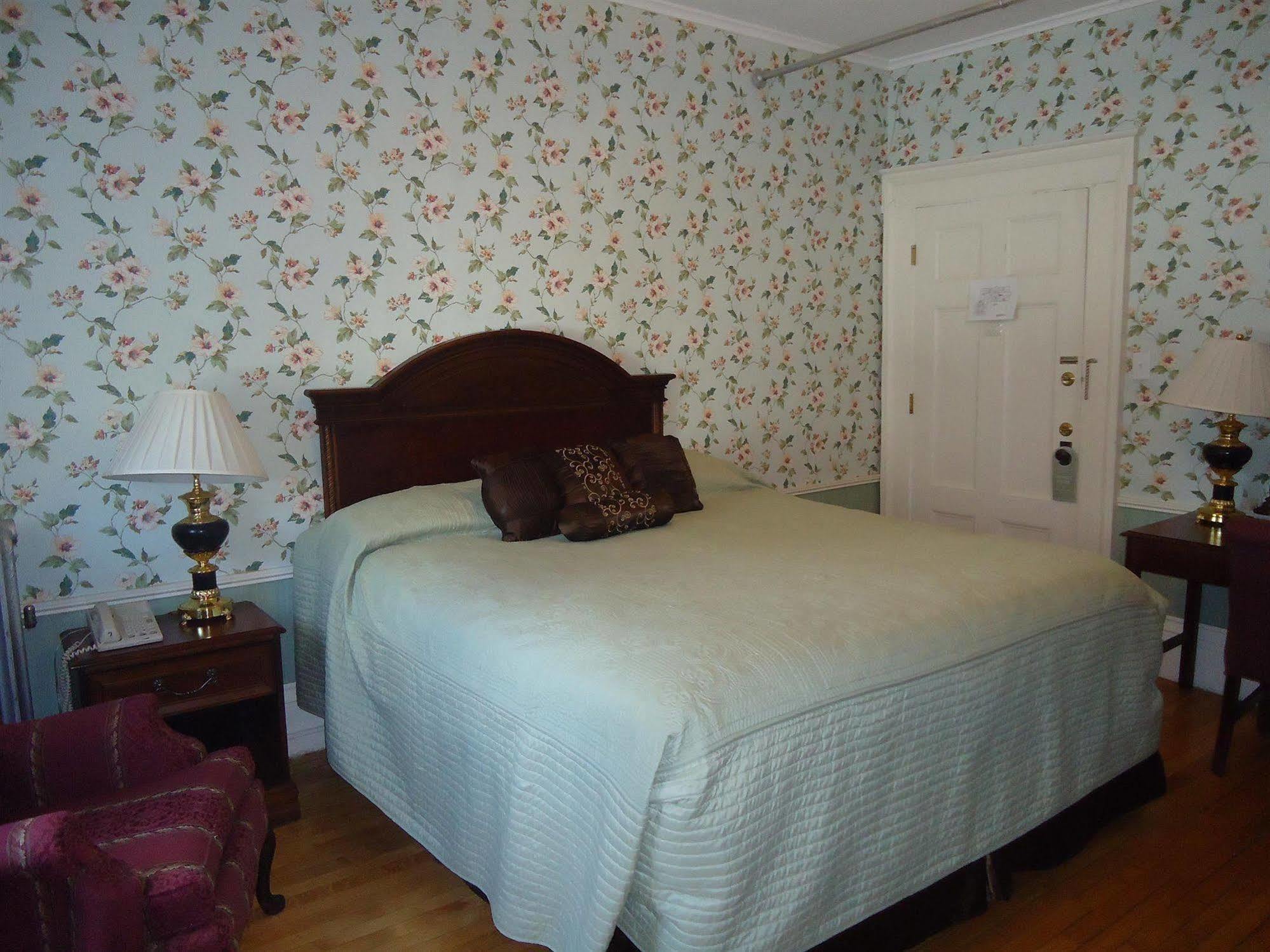 Thayers Inn Littleton Extérieur photo