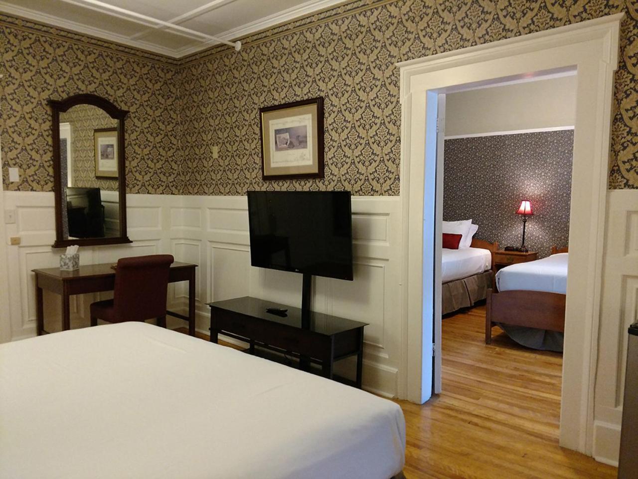 Thayers Inn Littleton Extérieur photo