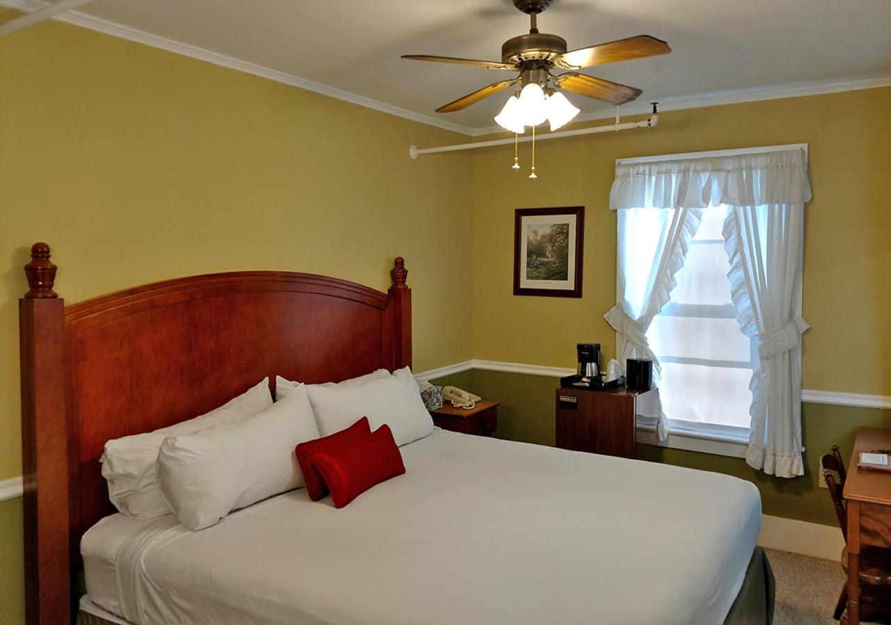 Thayers Inn Littleton Extérieur photo
